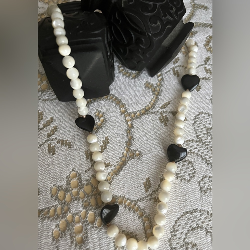 Milky Quartz Beads & Black Onyx 🖤🖤’𝓼 Necklace